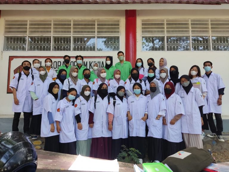 Aktivitas Laboratorium Pendidikan Kimia Melayani Praktikum di Semester Genap 2021/2022 Aktivitas Laboratorium Pendidikan Kimia Melayani Praktikum di Semester Genap 2021/2022